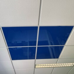 Dalle Faux Plafond 600 X 600 Bleue 3 Mm Brillante Lavable