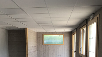 Dalles de faux plafond acoustiques coloris sable