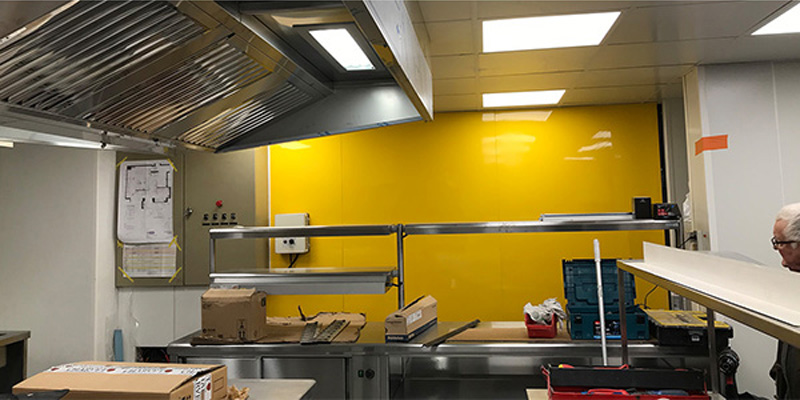 avant après cuisine professionnelle
