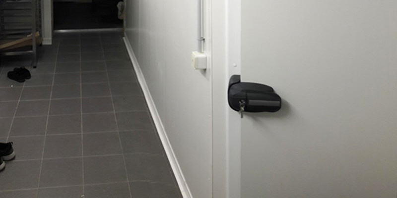 chambre froide rénovée pvc blanc