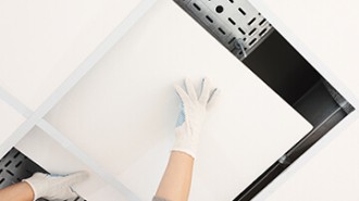 Comment poser un faux plafond suspendu ?