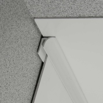 Congé d'angle interne blanc pour plaques épaisseur 2-3 mm en situation