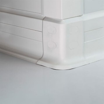 Angle externe plinthe PVC à lèvres souples en situation