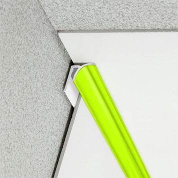 Congé d'angle interne vert key lime pour plaques PVC épaisseur 2-3 mm en situation