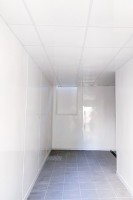 murs et plafond d'un laboratoire mis aux normes HACCP