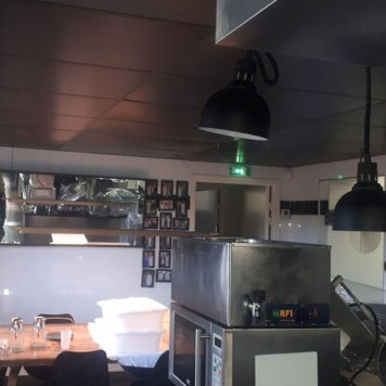 Faux-plafond a ossature noire apparente 60 x 60