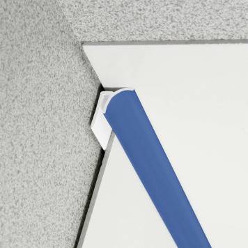 Congé d'angle interne bleu ozone pour plaques PVC épaisseur 2-3 mm en situation