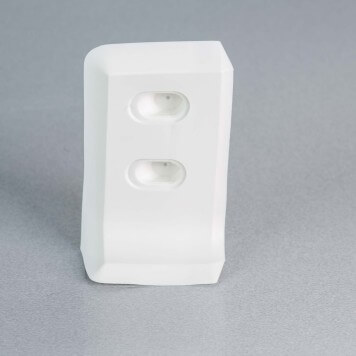 embout-gauche-pour-plinthe-blanche-sans_bouchon-vue-de-face