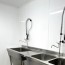 plonge rénovée avec plaques PVC blanches 3 mm