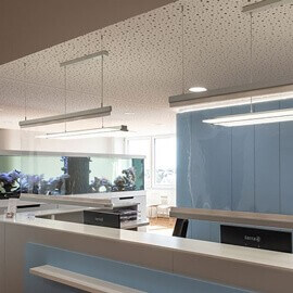 Rouleau film transparent protection accueil bureau
