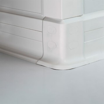 Angle externe plinthe PVC à lèvres souples en situation