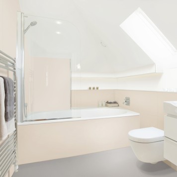 Réalisation paroi salle de bain avec Panneau mural décoratif intérieur PVC Satiné Beige "Oyster" Altro Whiterock Satins