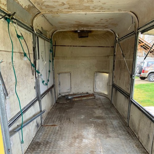 Fourgon avant la rénovation en food truck