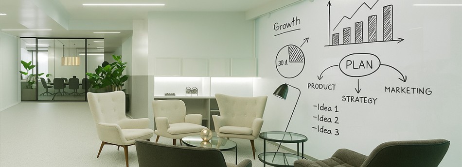 Revêtement mural tableau blanc Altro Whiteboard avec inscriptions