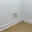 plinthe pvc blanche sur carrelage
