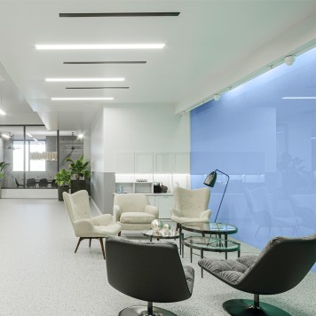 Réalisation paroi murale avec panneau mural décoratif brillant Bleu Doux "Slip Stream" Altro Whiterock Chameleon