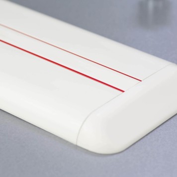 parechoc-PVC-vue-du-dessu-avec-embout-cache-vis-rouge