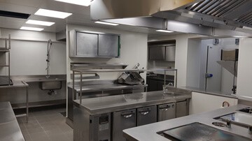 Vue sur la cuisine après les travaux