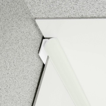 Congé d'angle interne blanc vert spa pour plaques PVC épaisseur 2-3 mm en situation