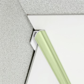 Congé d'angle interne vert eau de chic pour plaques PVC épaisseur 2-3 mm en situation