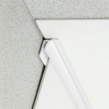 Congé d'angle interne blanc pure innocence pour plaques PVC épaisseur 2-3 mm en situation